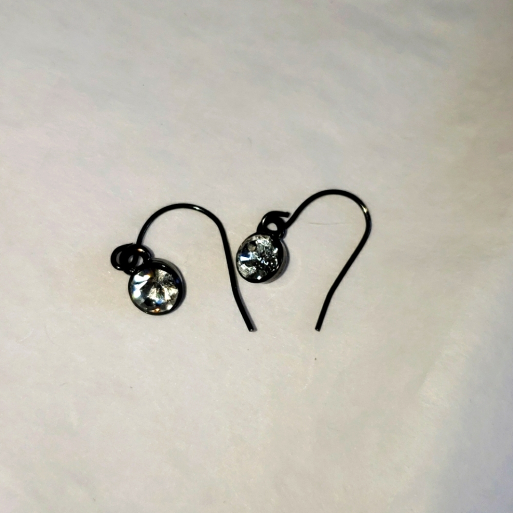 Earring, Black with Zirconium Type Gem